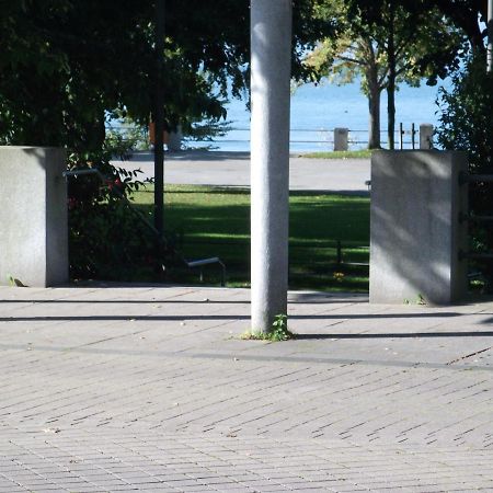 Aeltere Fewo Am Uferpark Friedrichshafen Bagian luar foto